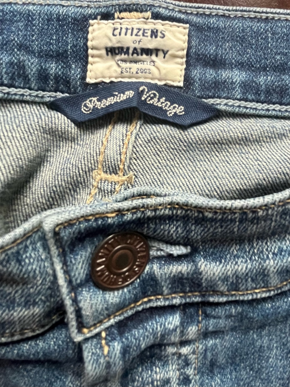Citizens of Humanity Cropped Jeans - Picture 7 of 11